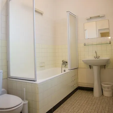 Acadia Resid'hotel فندق نانسي